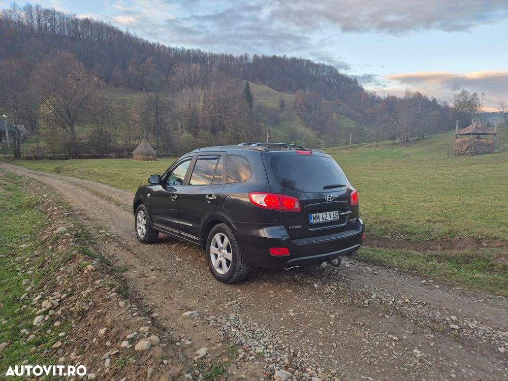 Hyundai Santa Fe 2.2 DSL VGT 5 SEATS 4WD AT PREMIUM - 2