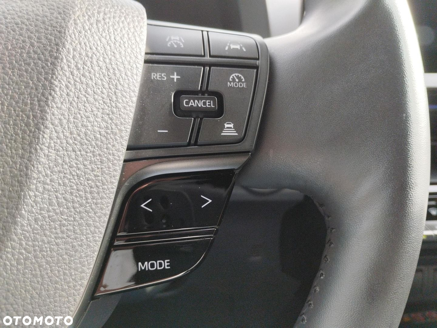 Toyota C-HR 1.8 Hybrid Executive - 16