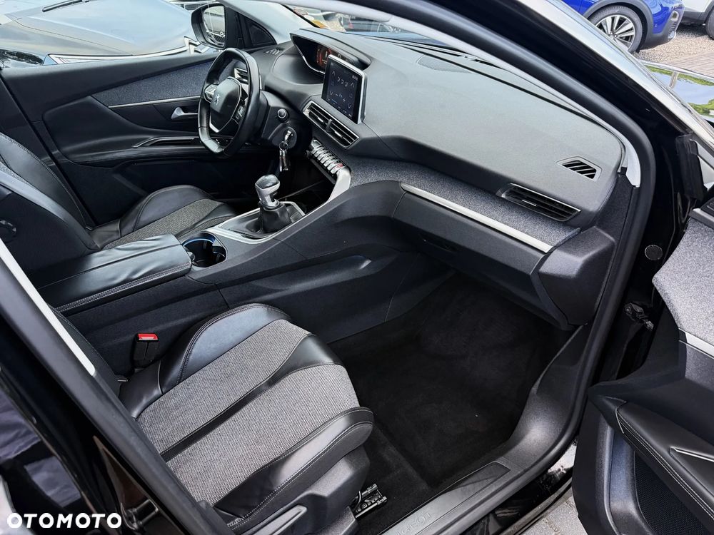 Peugeot 3008 BlueHDi 130 Stop & Start Allure Business-Paket - 13