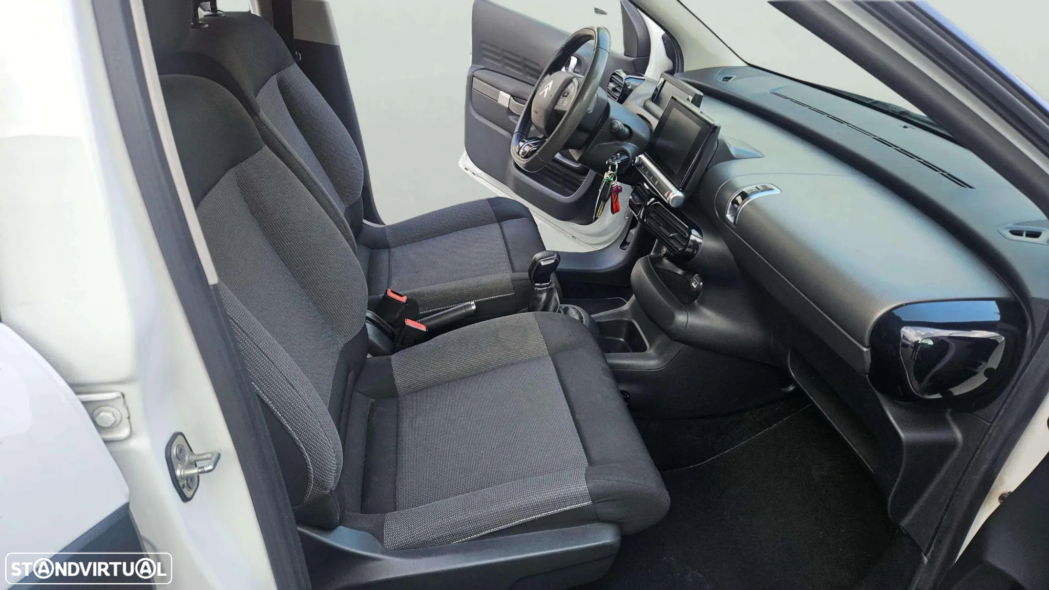 Citroën C4 Cactus 1.2 PureTech Shine - 13