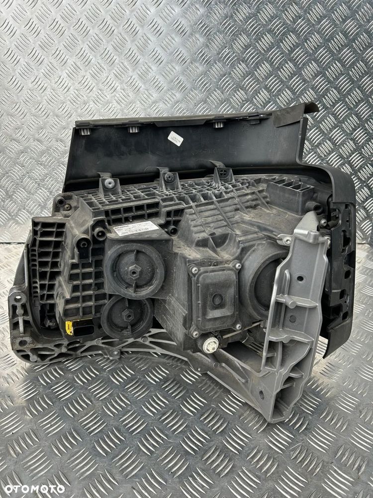 REFLEKTOR LAMPA H7 ŚWIATŁA DZIENNE LED PRAWY Z RAMKĄ SCANIA NEXT GEN NTG - 2