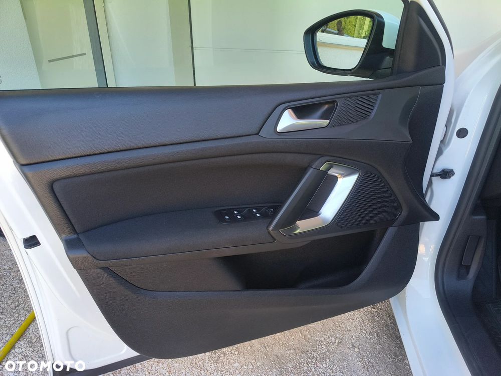 Peugeot 308 1.5 BlueHDi Business Line S&S - 11