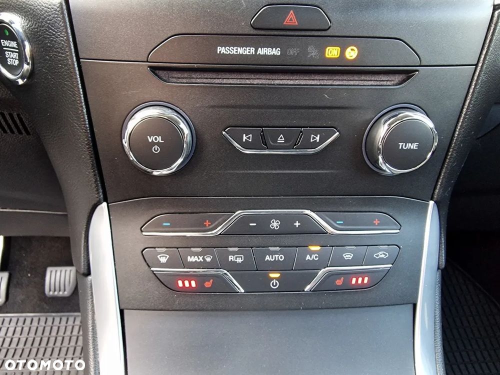 Ford S-Max 2.0 TDCi Titanium - 32