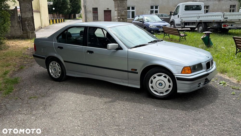 BMW Seria 3 - 11