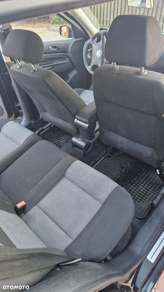 Volkswagen Golf 1.4 Comfortline - 9