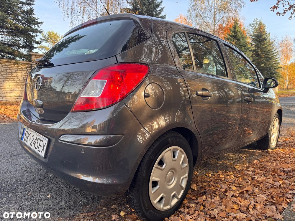 Opel Corsa 1.4 16V Graphite - 6