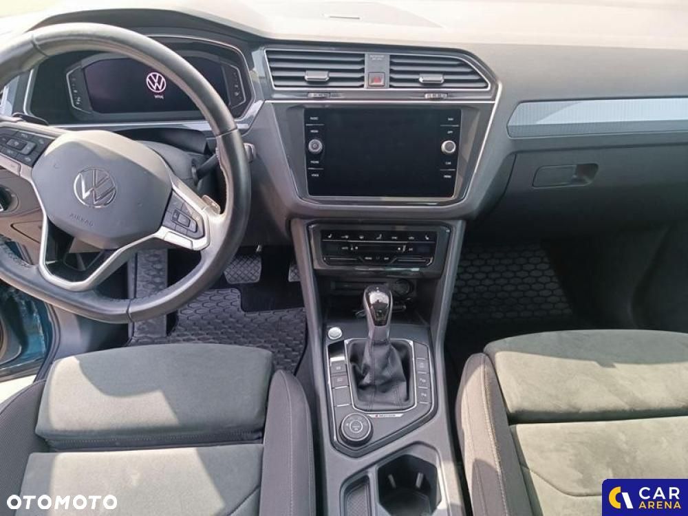 Volkswagen Tiguan - 22