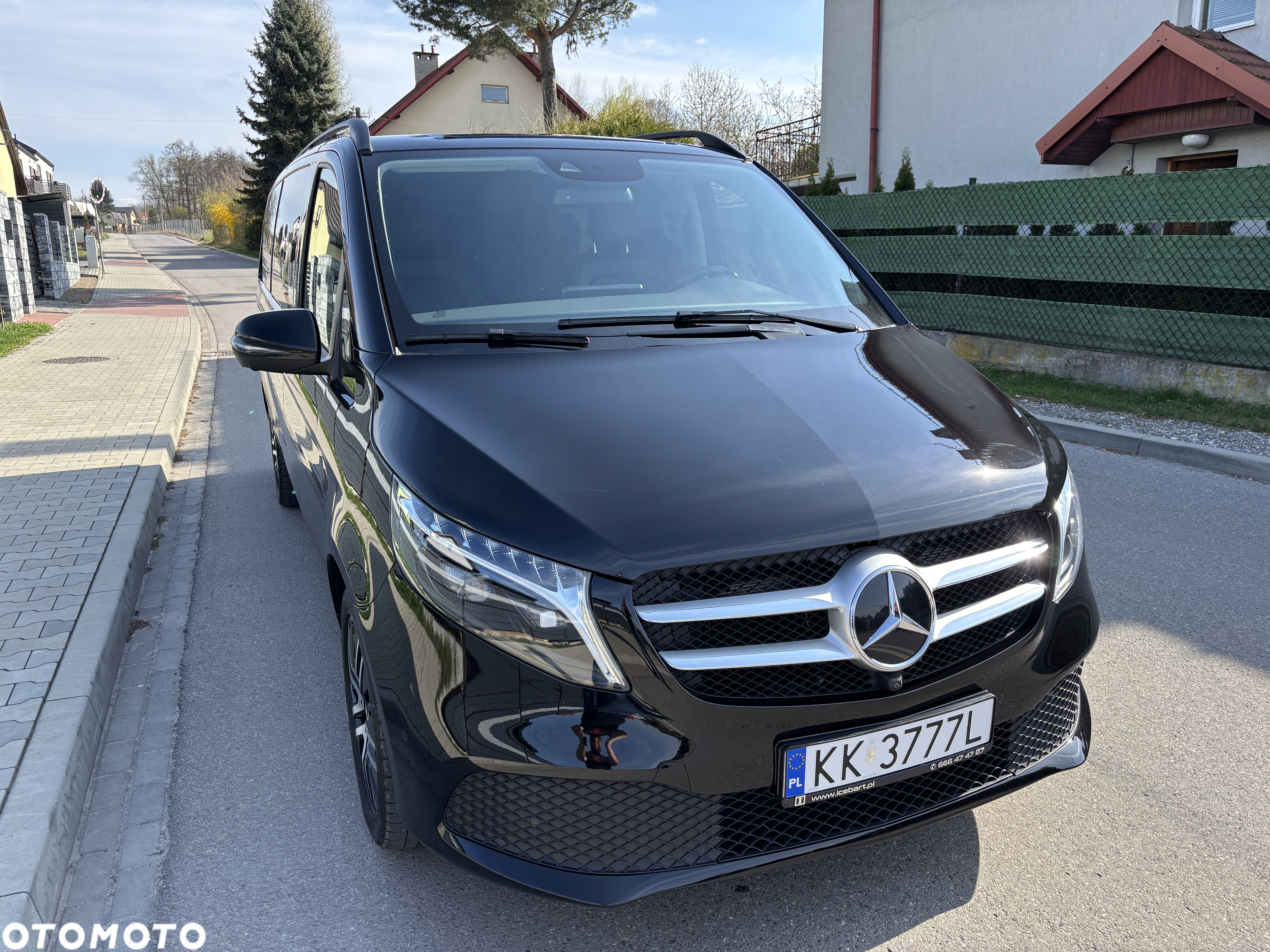 Mercedes-Benz Klasa V 300 d 9G-Tronic Avantgarde (ekstra d³) - 2