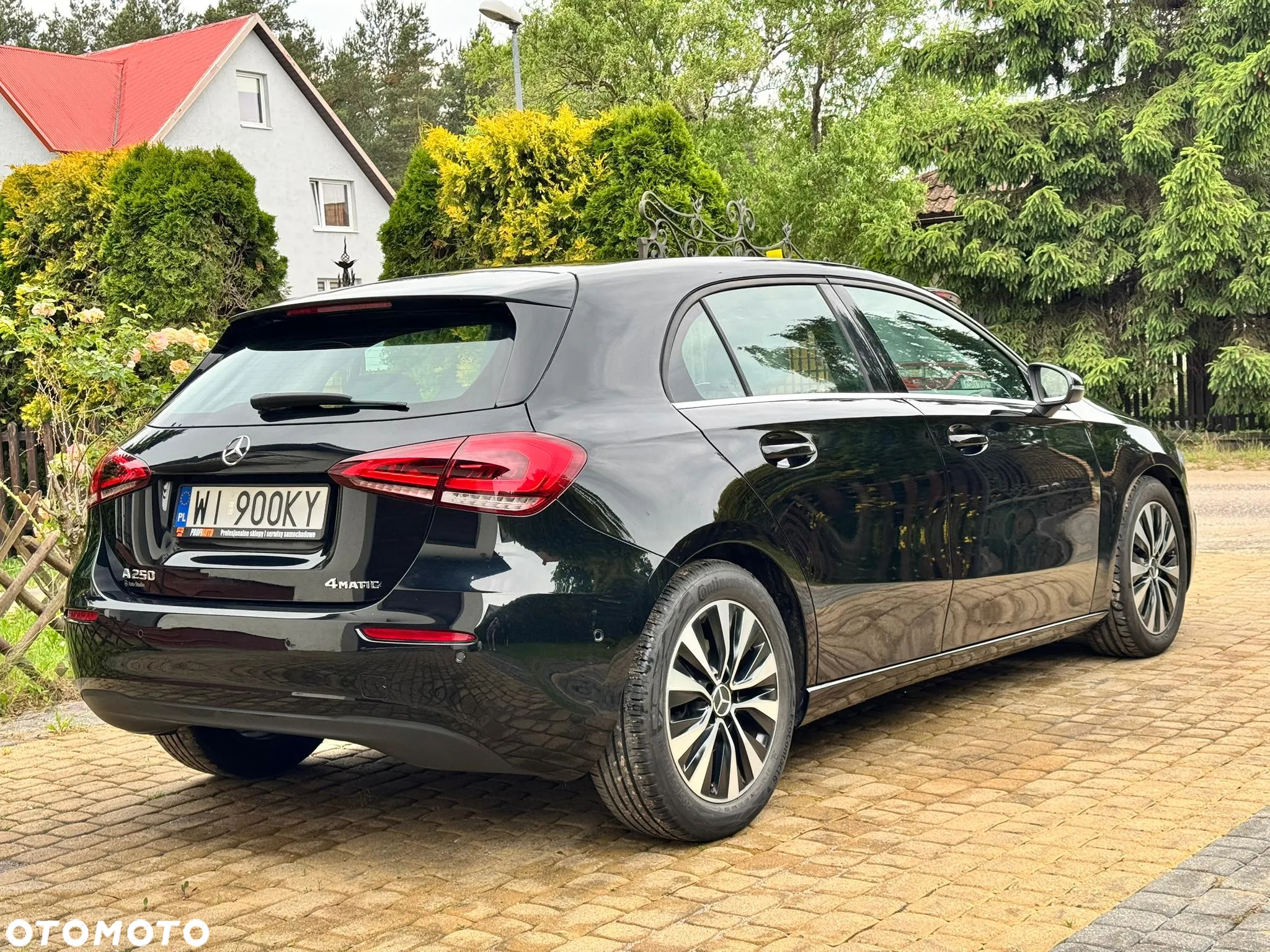 Mercedes-Benz Klasa A 250 4-Matic 7G-DCT - 3