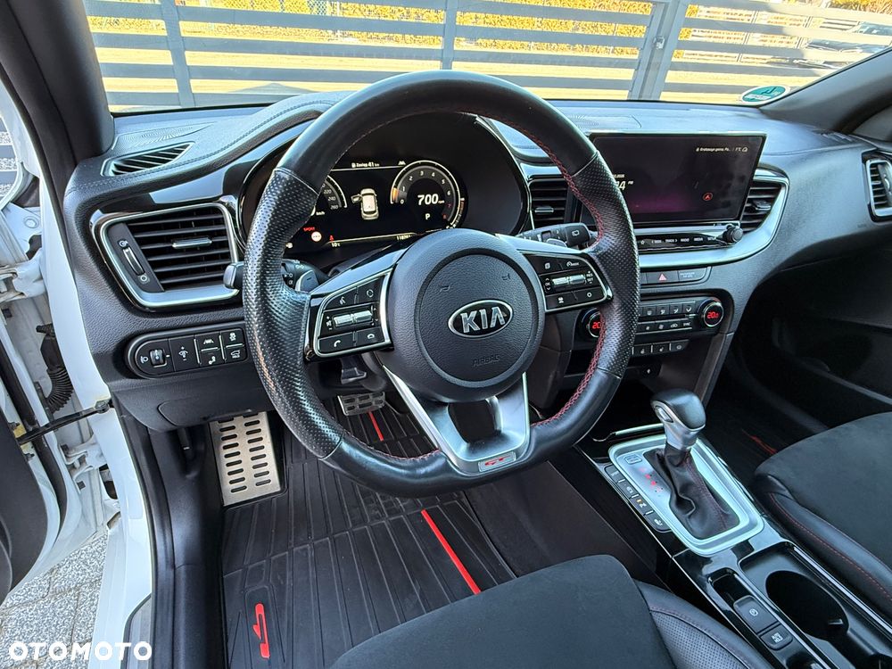 Kia ProCeed 1.6 T-GDI GT DCT - 6