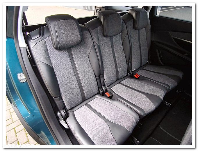 Peugeot 5008 1.2 PureTech Active S&S - 18