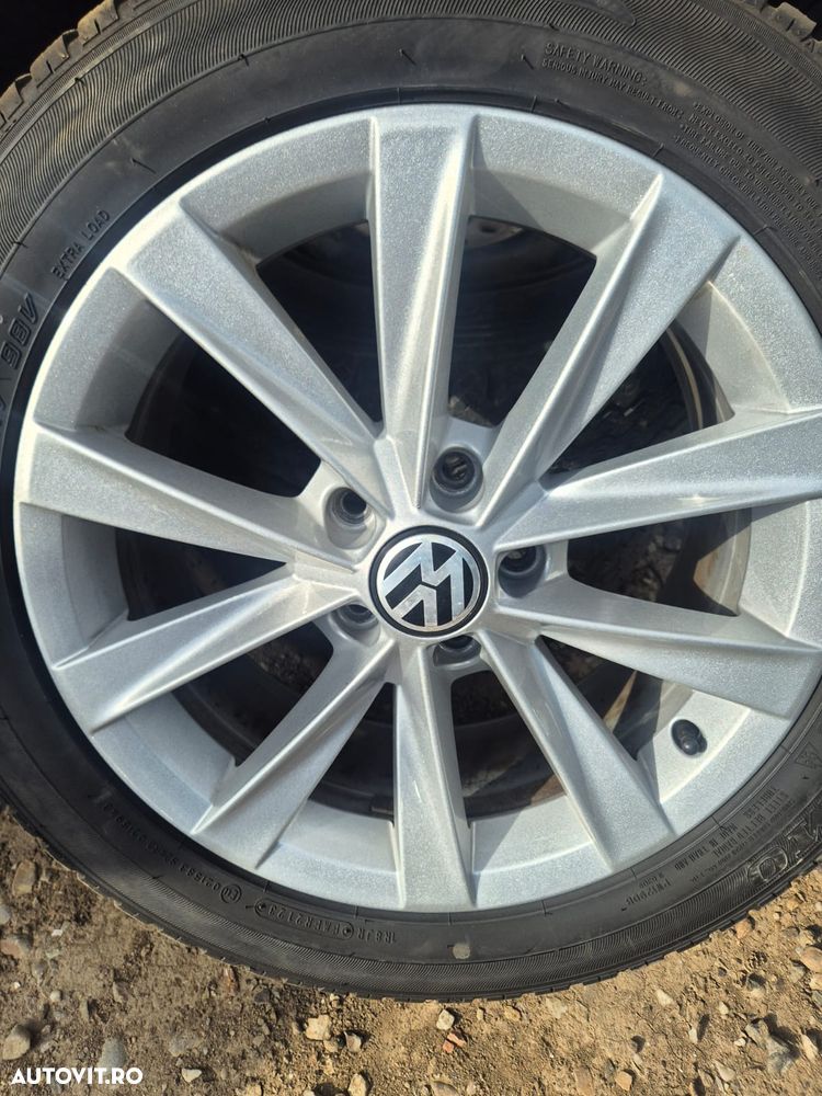 Volkswagen Passat - 17