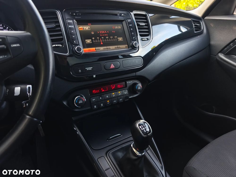 Kia Carens 1.7 CRDi L - 10