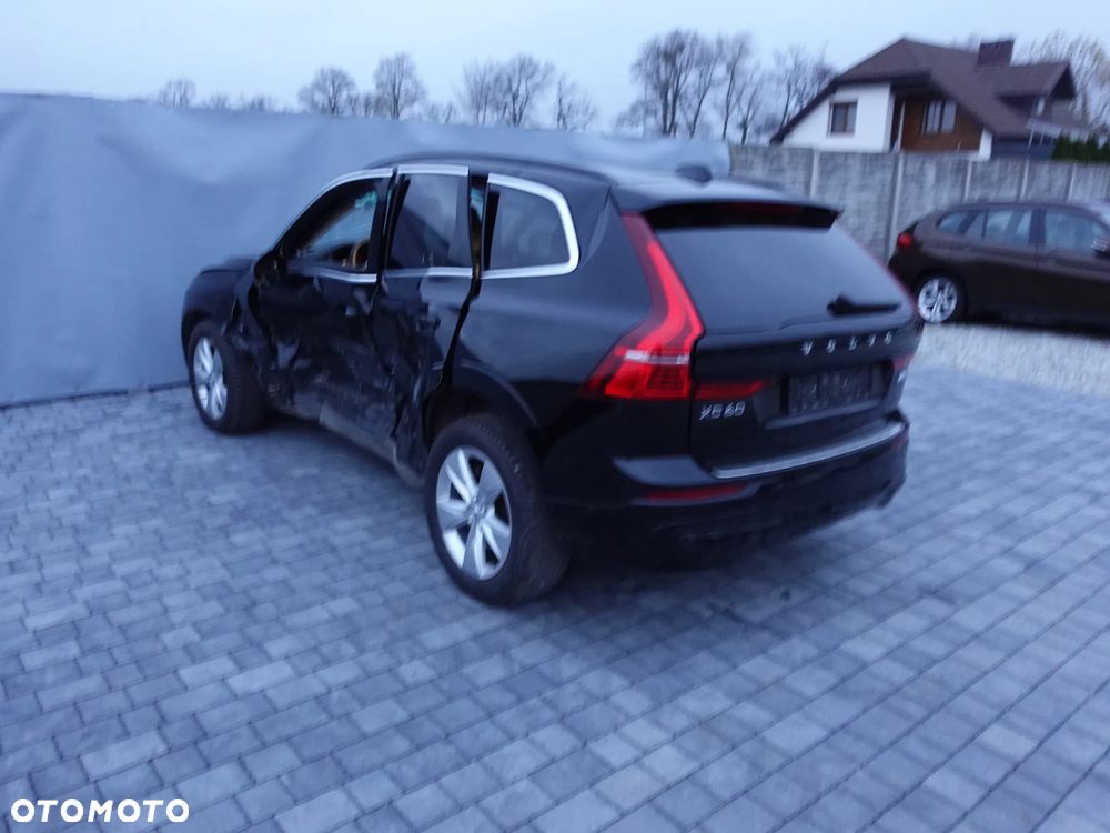 Volvo XC 60 D5 AWD Momentum - 11