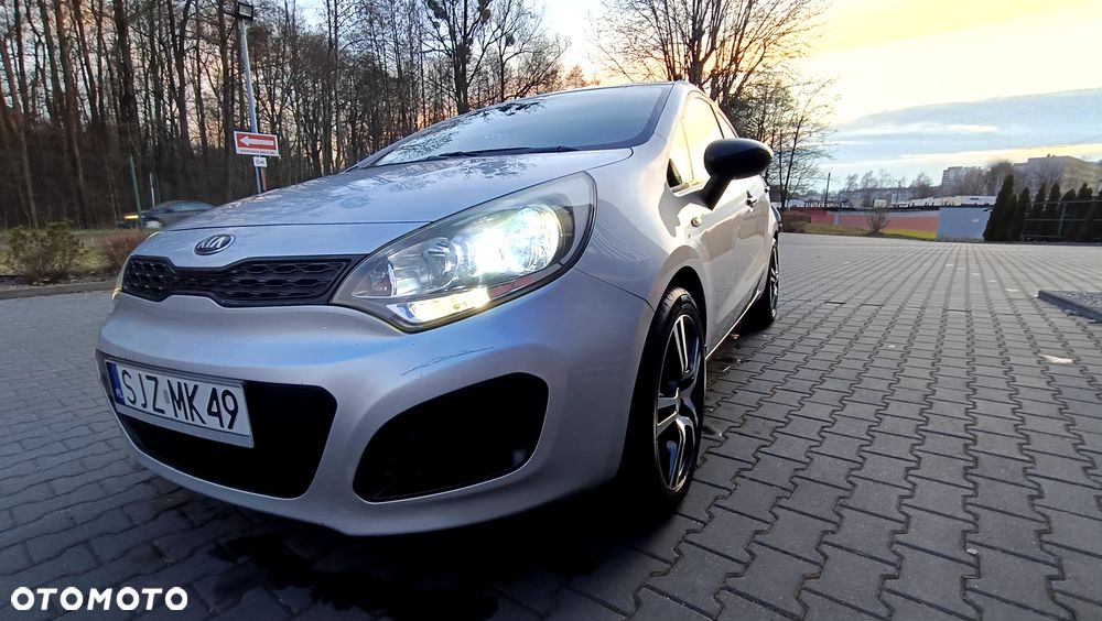 Kia Rio 1.1 crdi L - 2