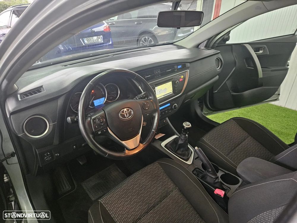 Toyota Auris 1.4 D-4D Edition-S - 11