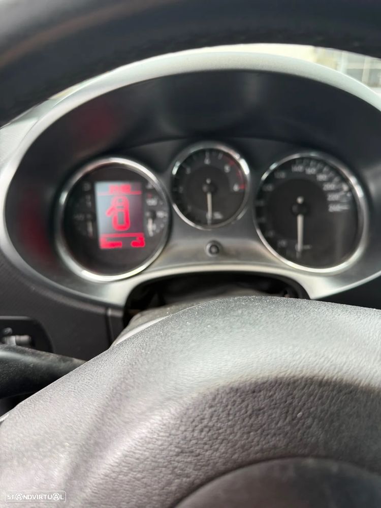 SEAT Leon 2.0 TDI Sport Up - 4