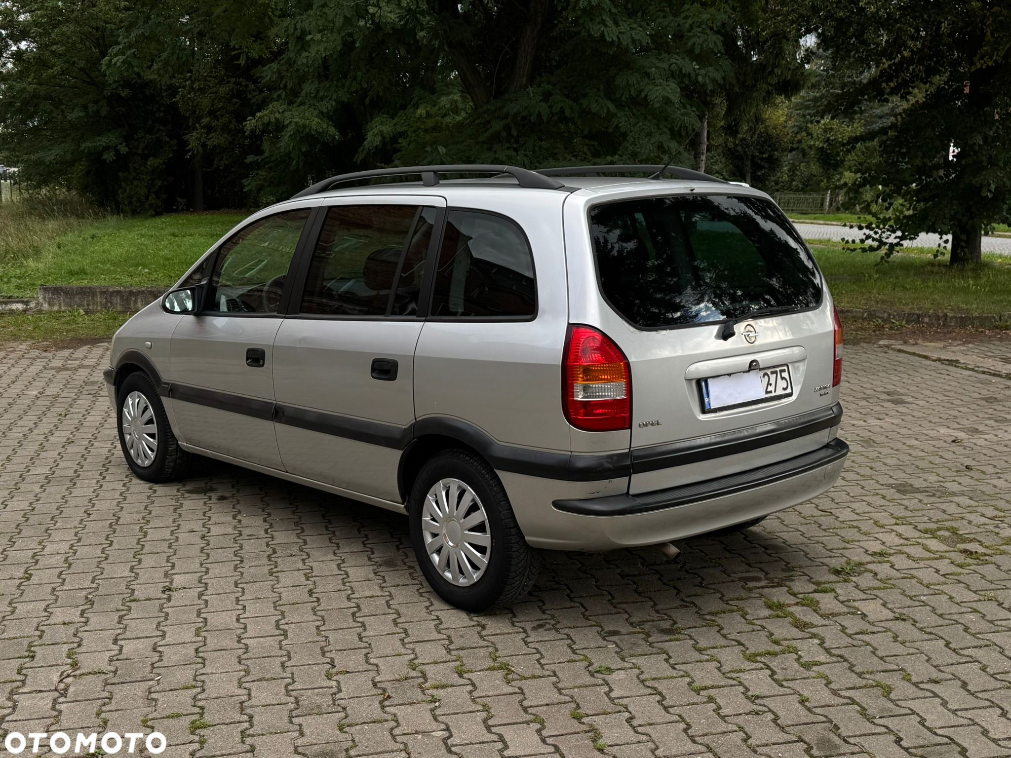 Opel Zafira 1.6 16V Comfort - 5