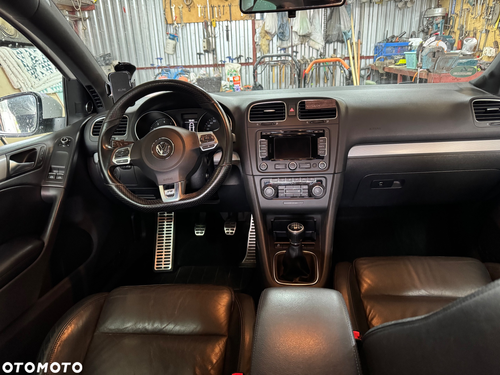 Volkswagen Golf - 16