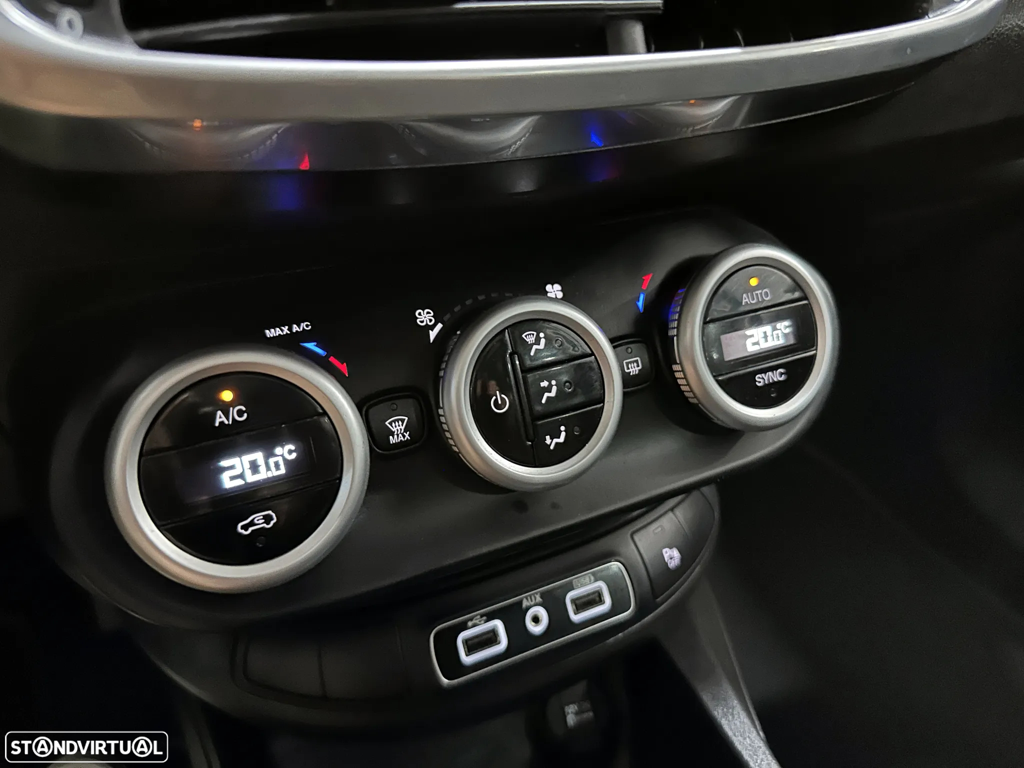 Fiat 500X 1.3 MJ City Cross S&S - 33