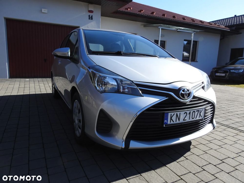 Toyota Yaris 1.0 Active EU6 - 37