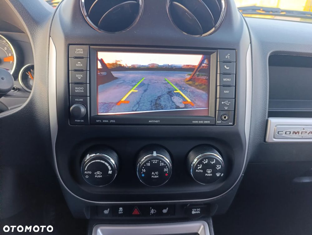 Jeep Compass 2.0 4x2 Limited - 17