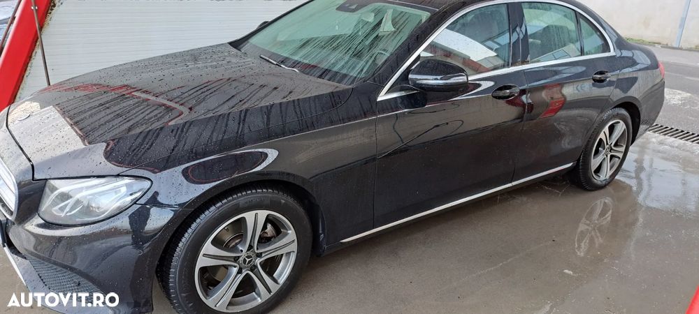 Mercedes-Benz E 220 d 9G-TRONIC Avantgarde - 6