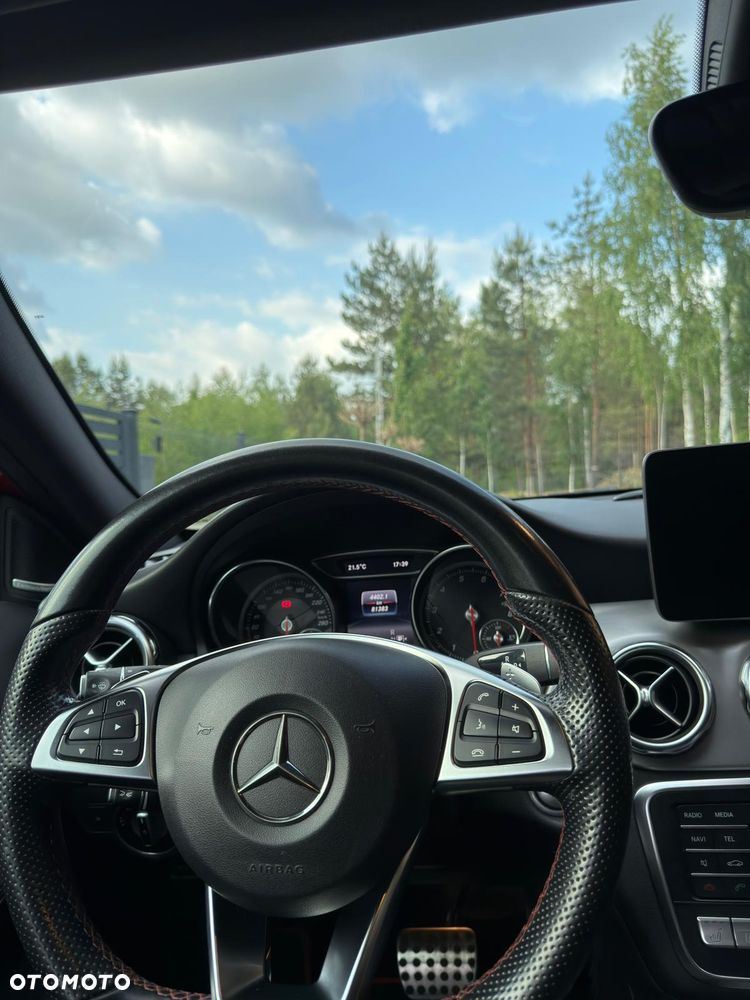 Mercedes-Benz GLA 220 4-Matic AMG Line - 6