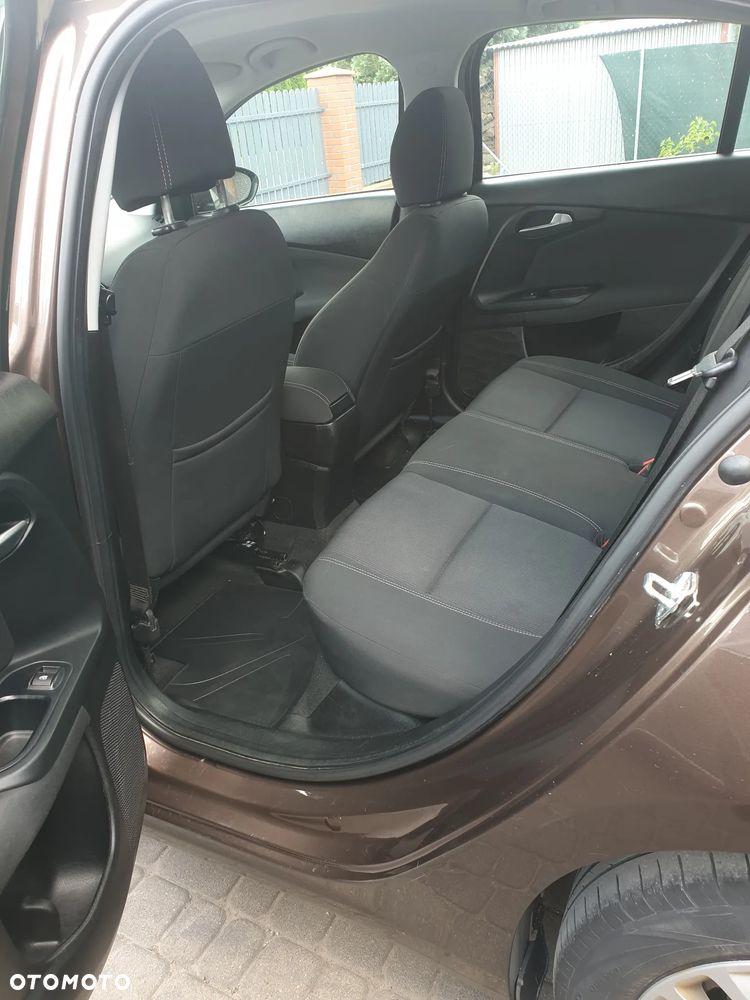 Fiat Tipo 1.4 T-Jet 16v Easy - 12
