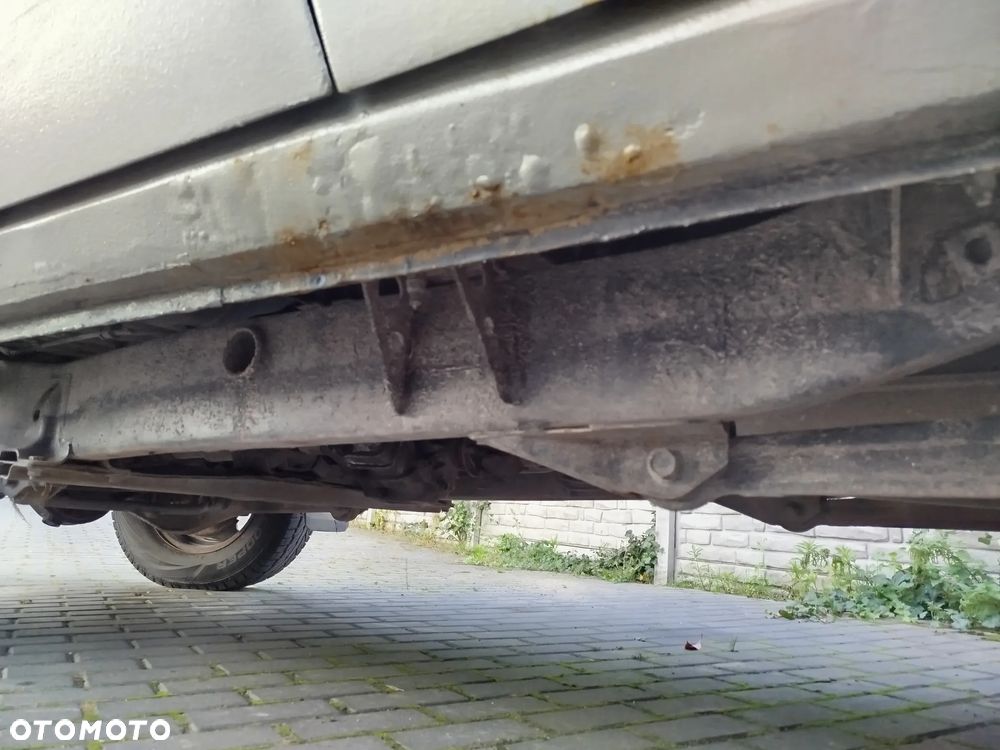 Toyota Land Cruiser - 17