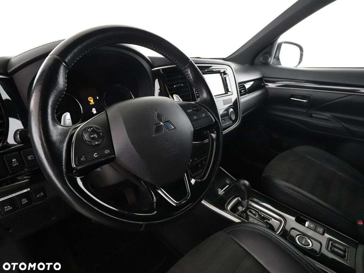 Mitsubishi Outlander 2.0 4WD CVT Active+ - 14