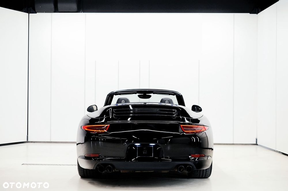 Porsche 911 Carrera S - 36