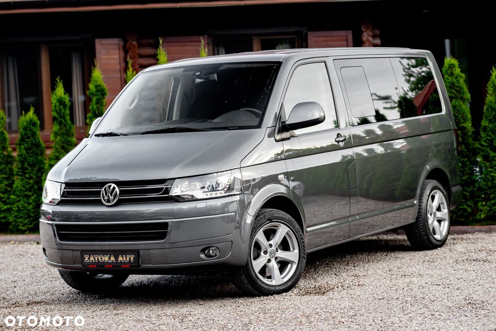 Volkswagen Multivan - 2