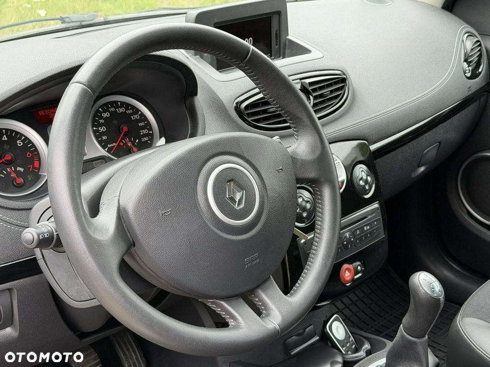 Renault Clio - 13
