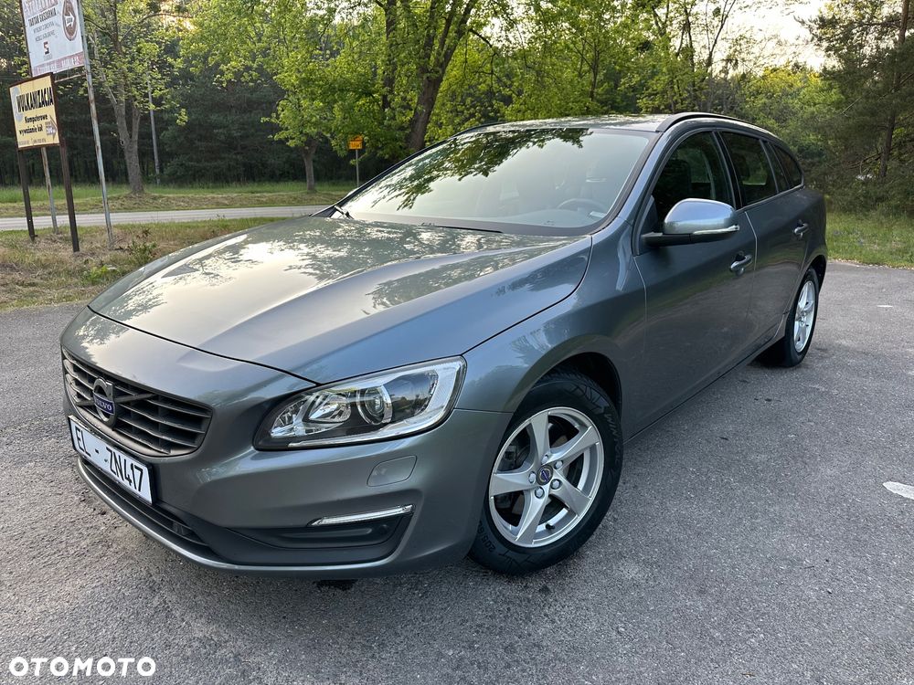 Volvo V60 D3 Geartronic Momentum - 2