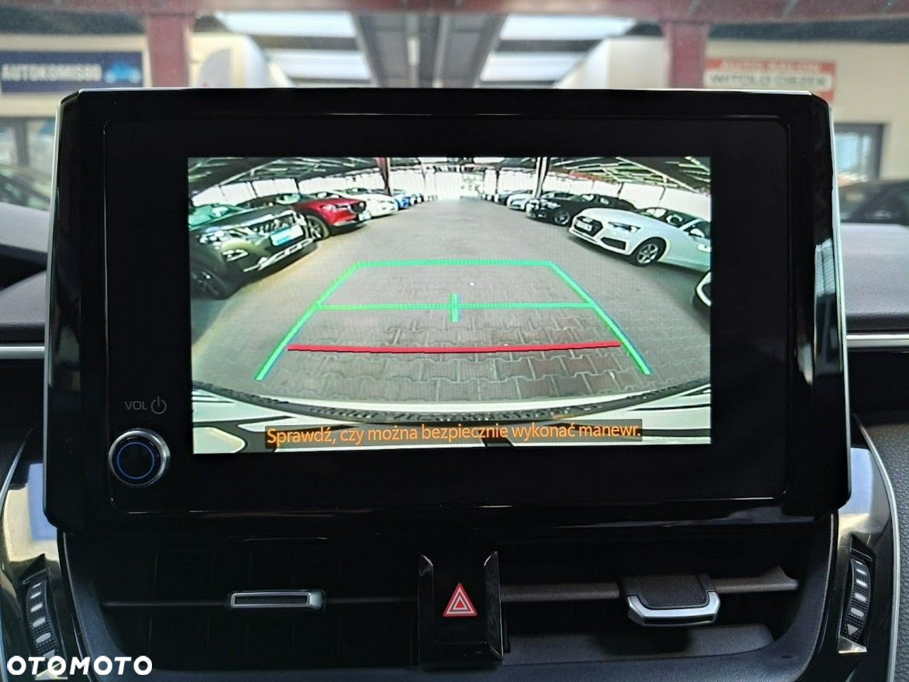 Toyota Corolla - 24