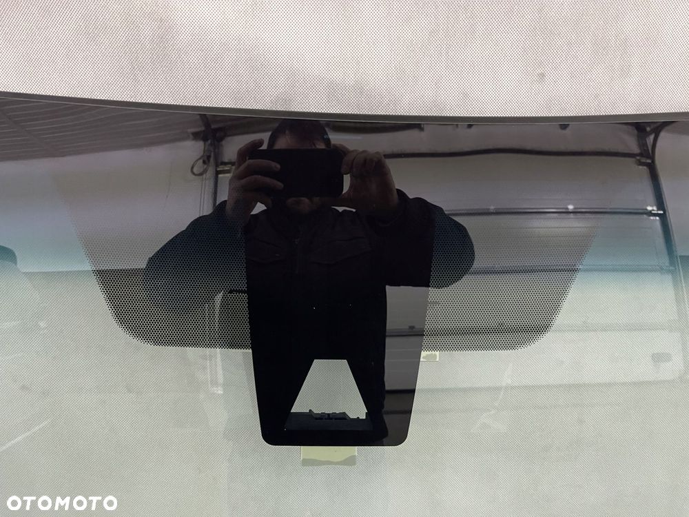 szyba przednia czołowa toyota sienna po 2018 rok - 2