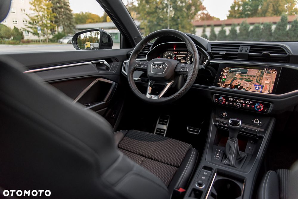 Audi Q3 - 22