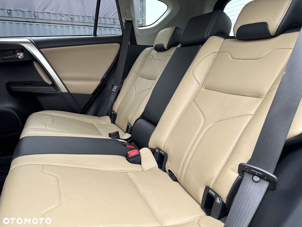 Toyota RAV4 - 15
