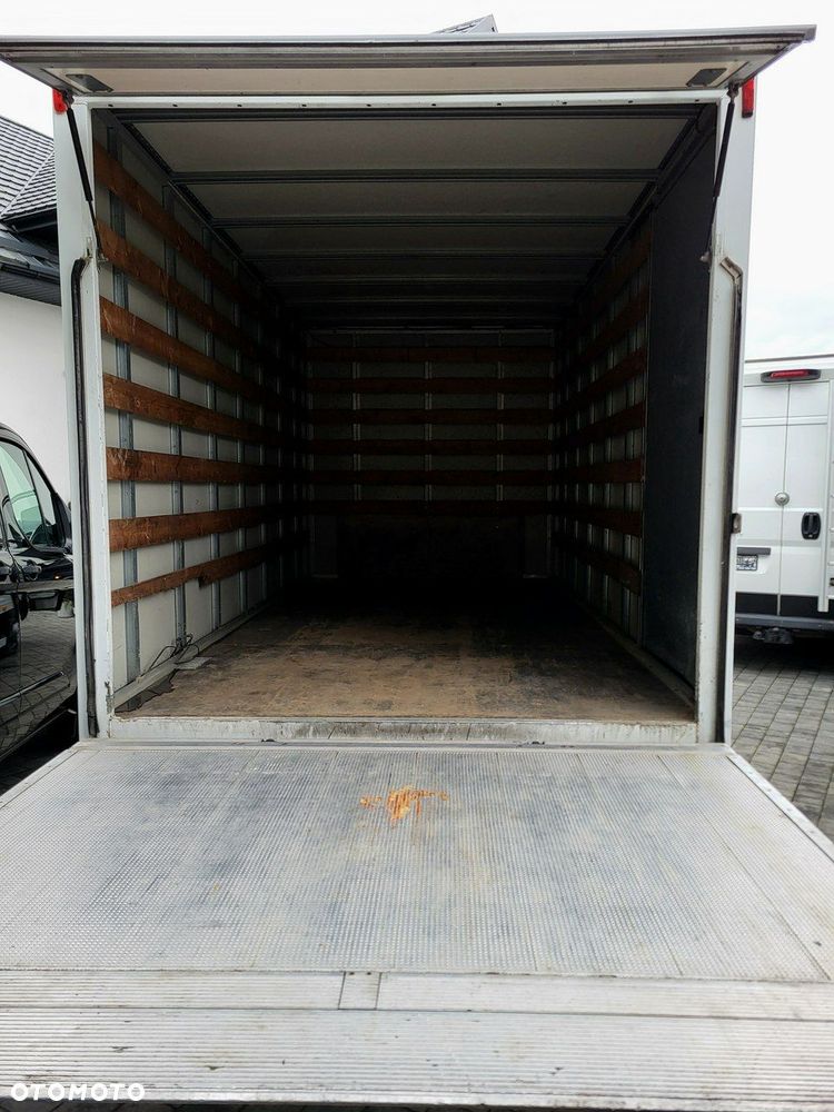 Mitsubishi Fuso - 10