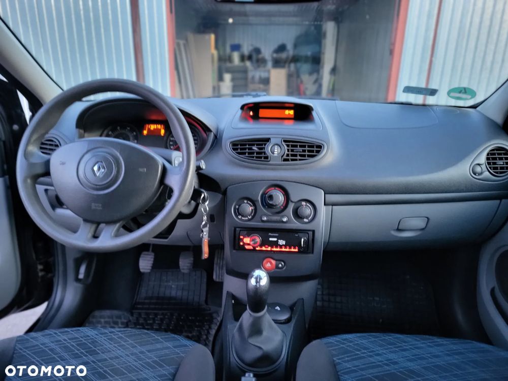 Renault Clio - 3
