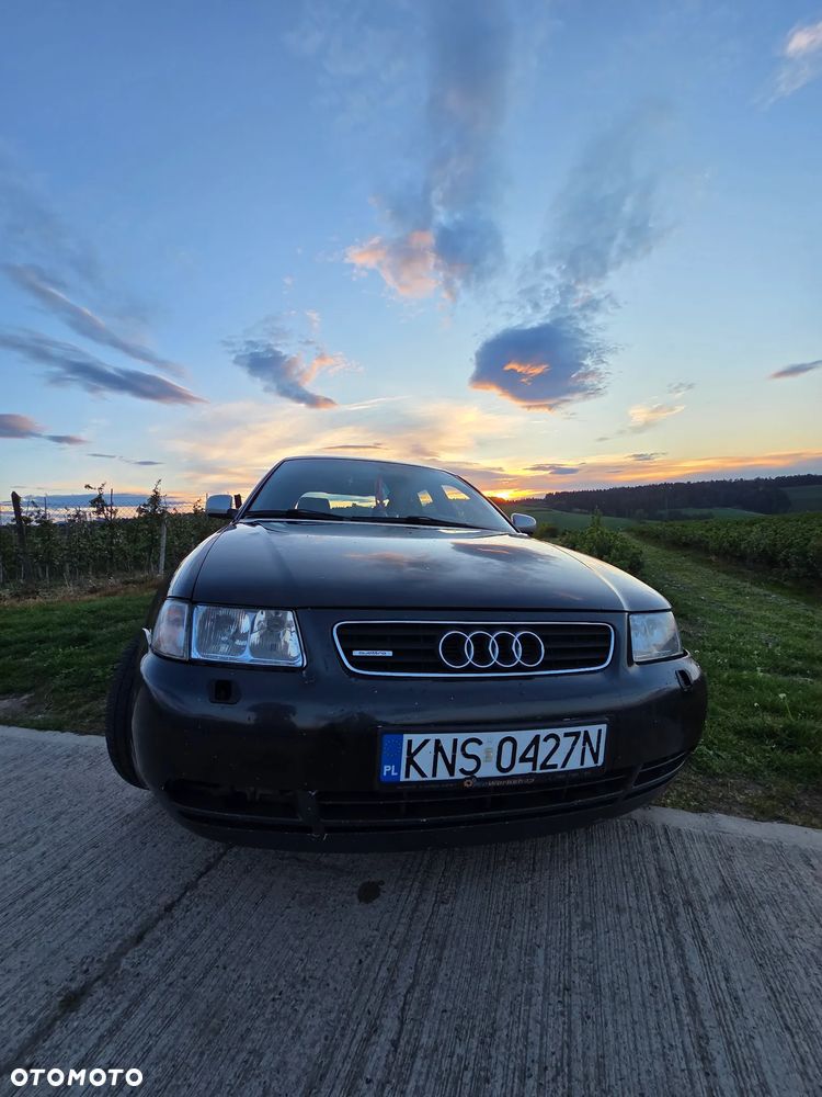 Audi A3 Sportback - 1