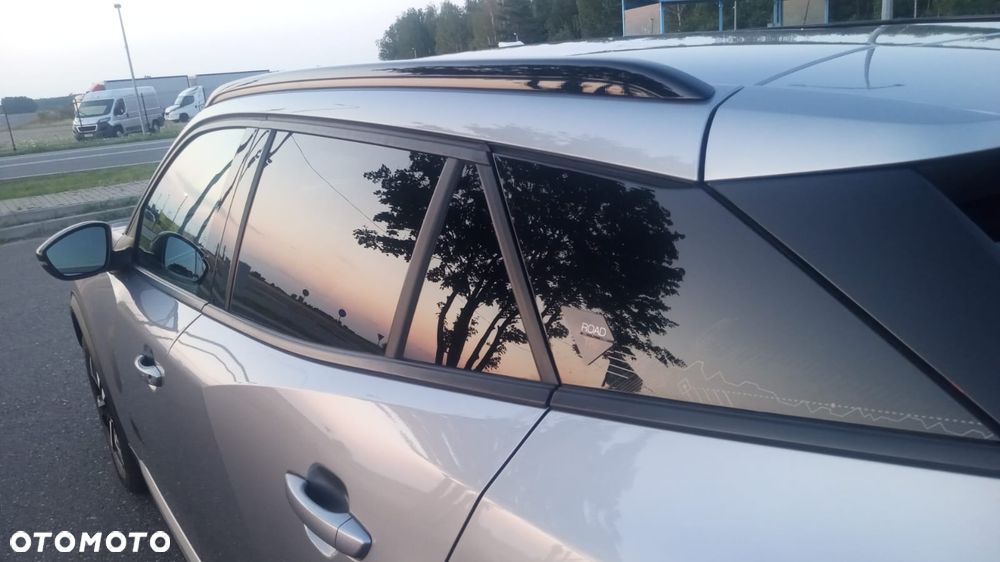 Peugeot 2008 1.5 BlueHDi Allure S&S EAT8 - 10