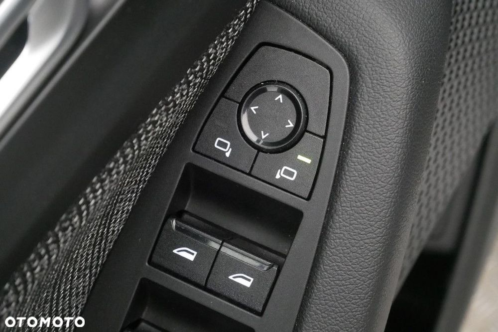 BMW Seria 2 - 30