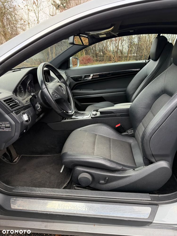 Mercedes-Benz Klasa E - 25