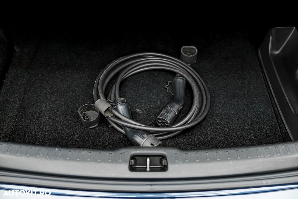 Volvo S90 T8 Recharge AWD Geartronic Inscription - 35