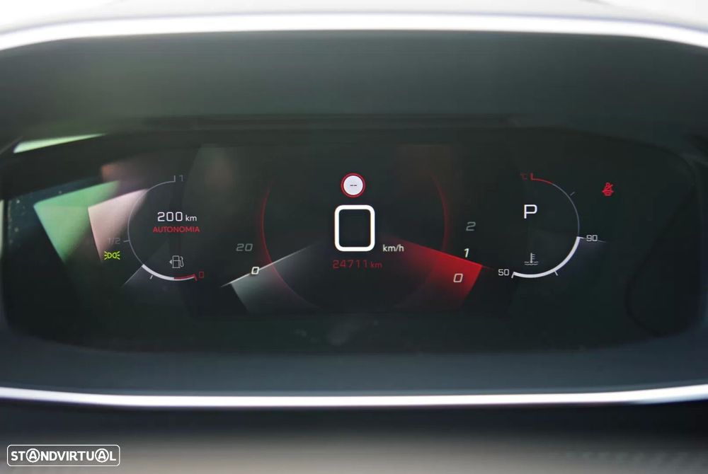 Peugeot 2008 1.2 PureTech GT Line EAT8 - 27