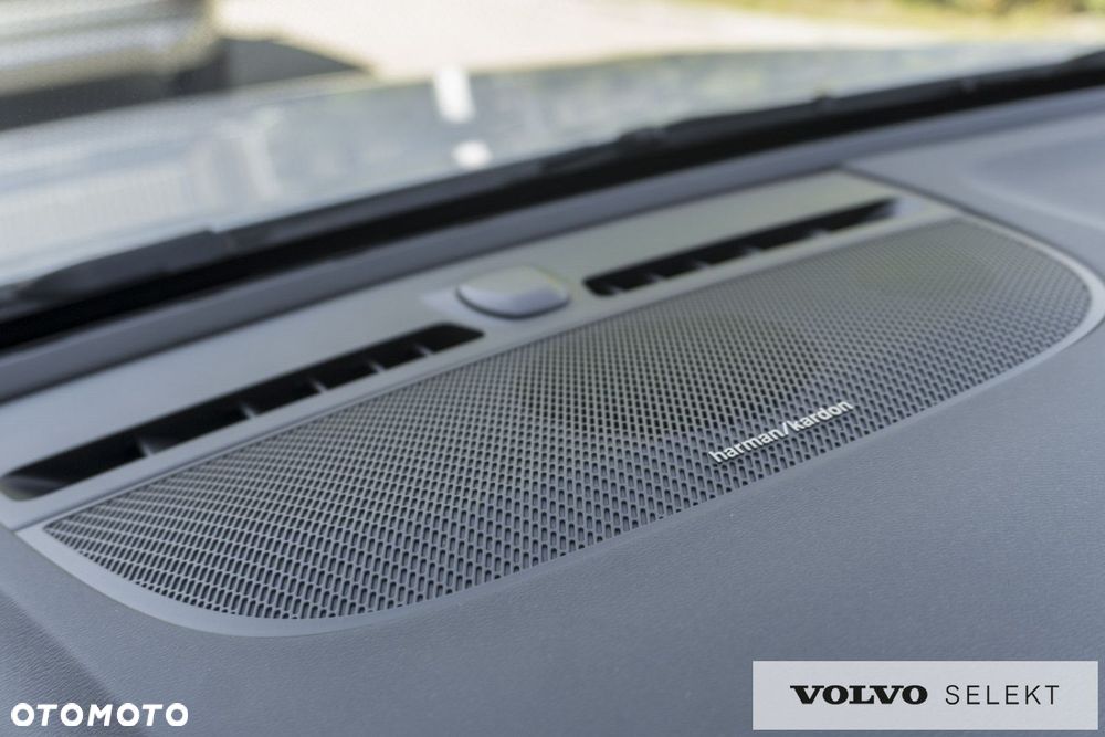 Volvo XC 40 - 28