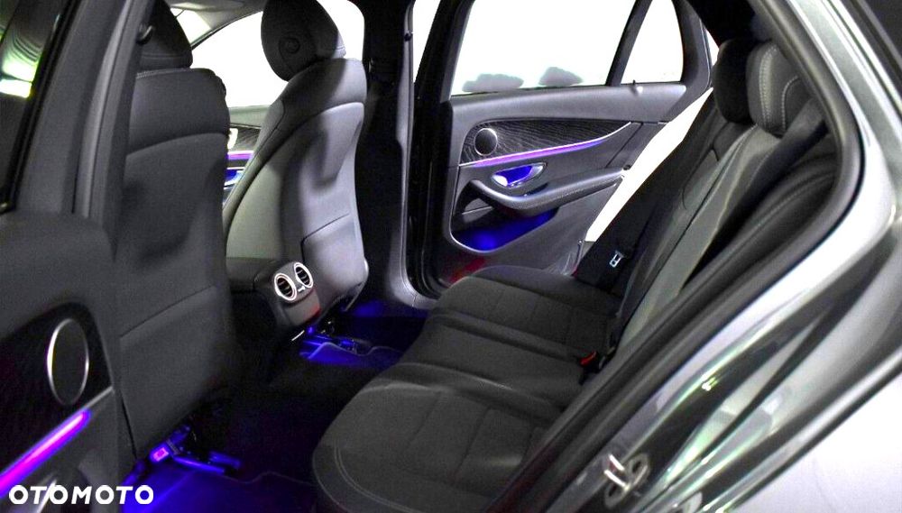 Mercedes-Benz Klasa E 300 de 9G-TRONIC Night Edition - 17