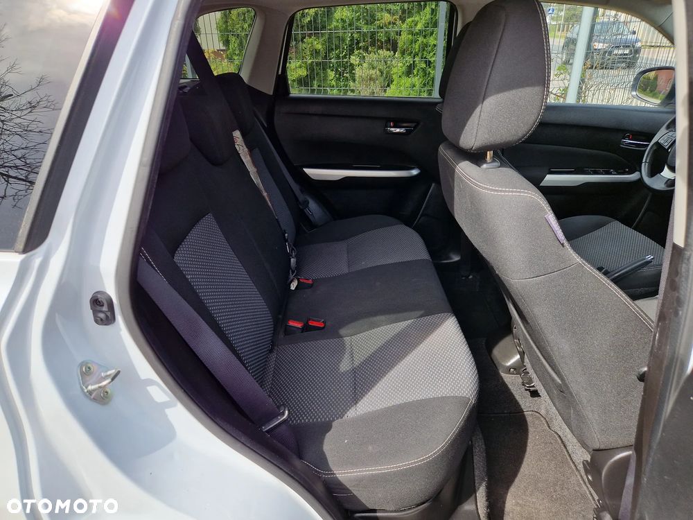 Suzuki Vitara 1.6 Premium 2WD - 17